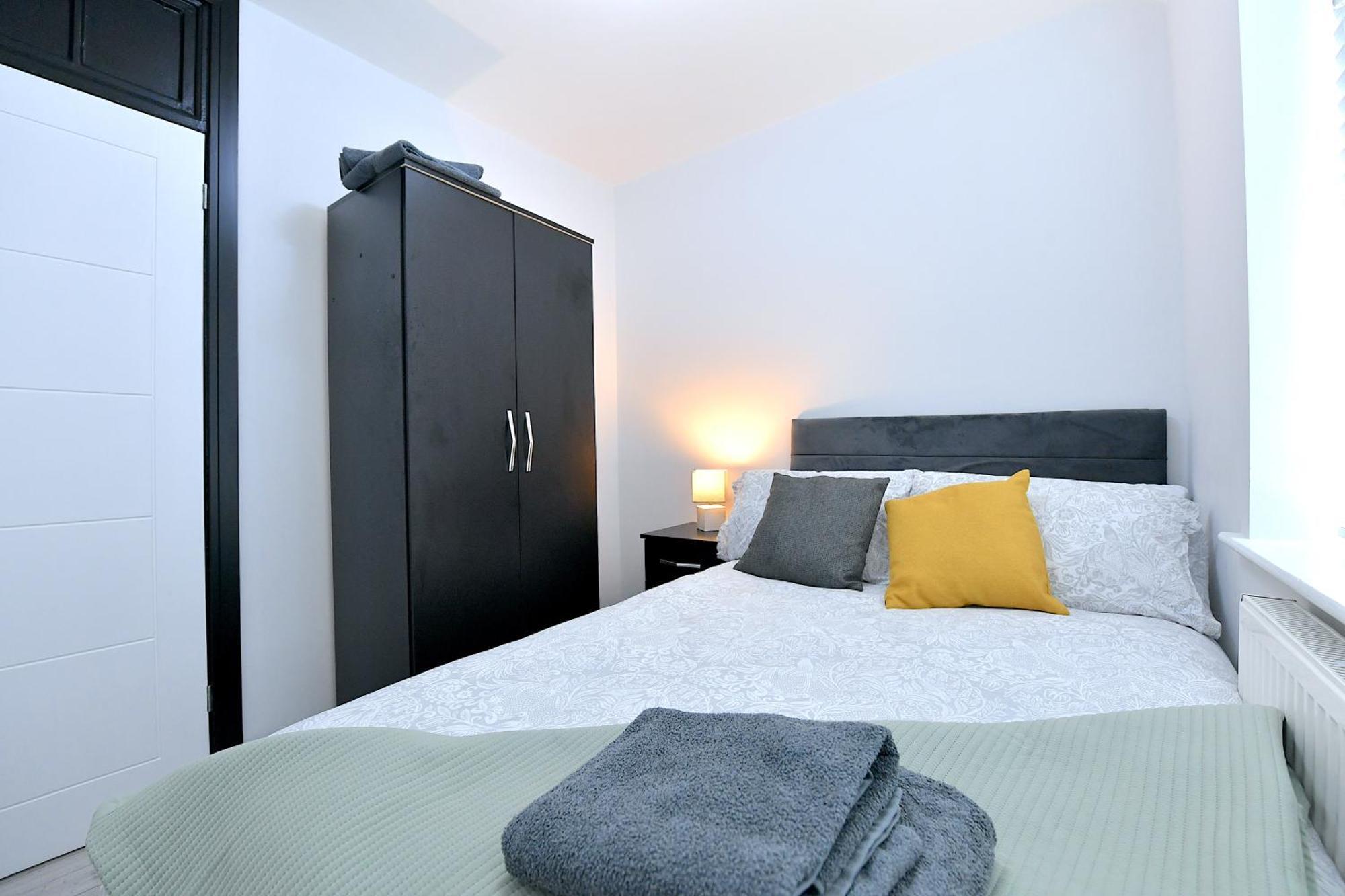 Вилла North West London Escape Милл-Хилл Экстерьер фото